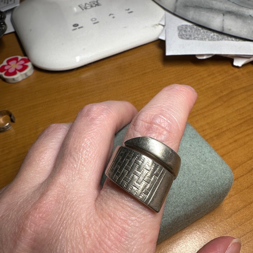 Vintage Silver Ring size 8.5